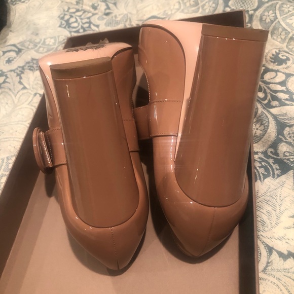 Gianvito Rossi Patent  leather Mary Janes - Picture 8 of 8